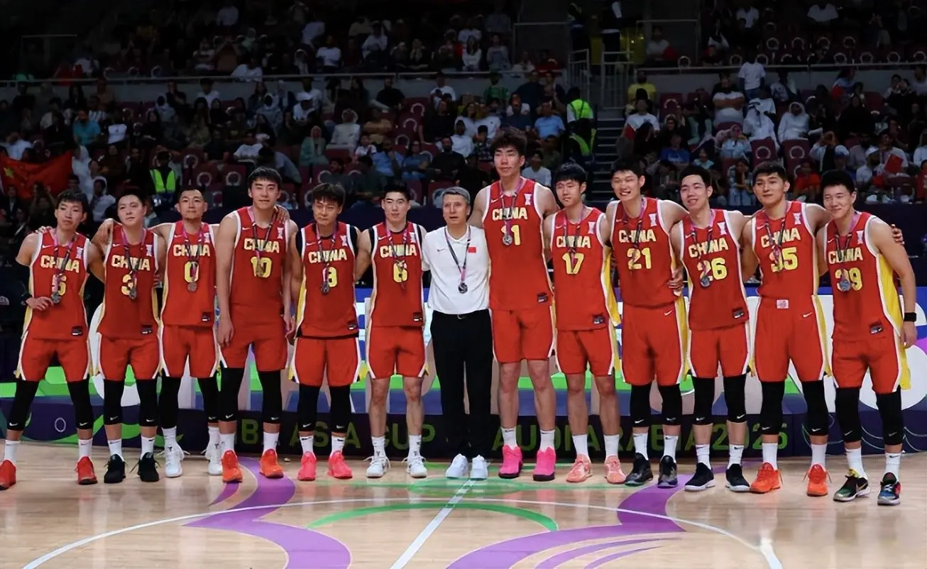 王俊杰评论, 与卫冕冠军, 三大法宝