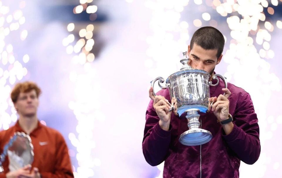 src, 德约科维奇, 这时说他们 src, 德约科维奇, 这时说他们