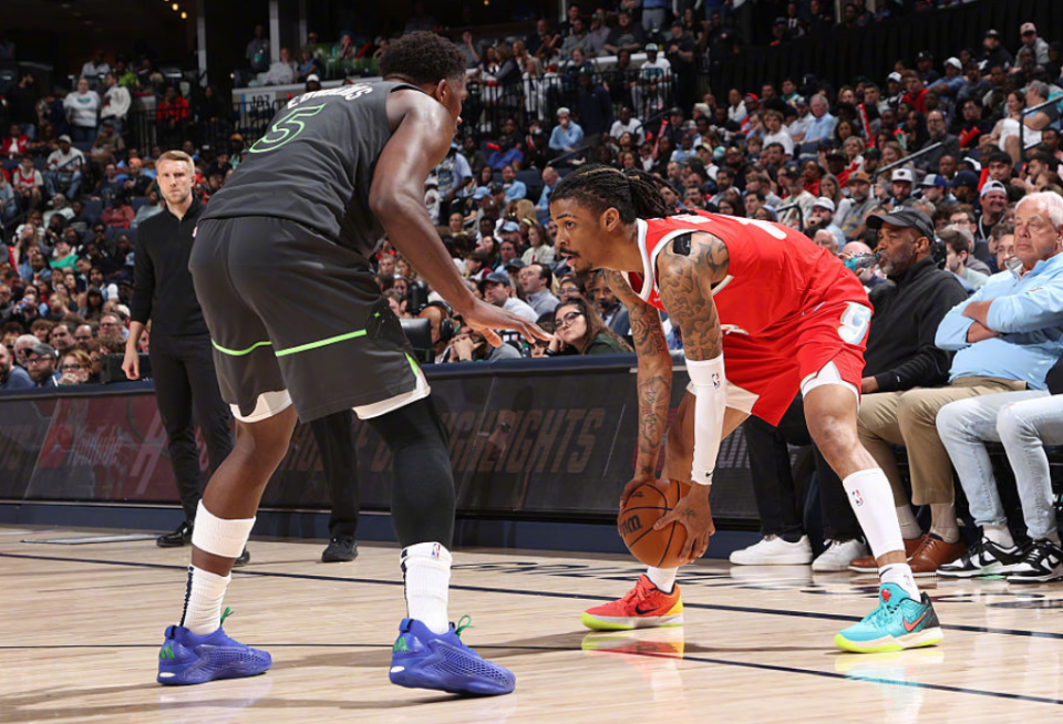 有一支球队, 新援 有一支球队, 新援